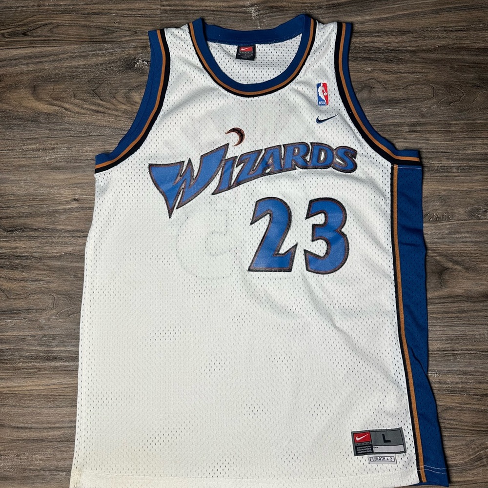 Authentic Vintage NIKE MICHAEL JORDAN WASHINGTON
WIZARDS JERSEY 23